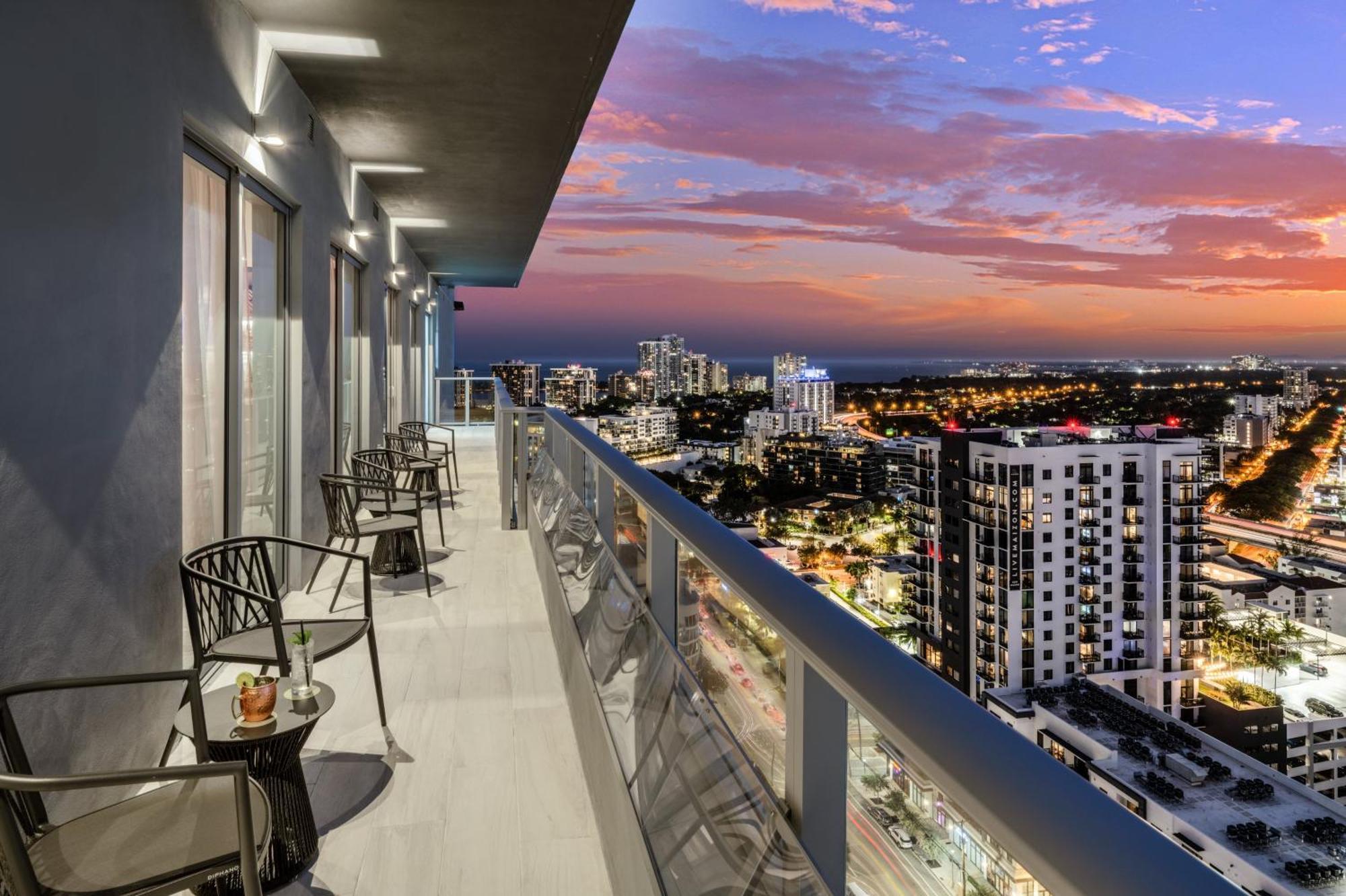 Atwell Suites Miami Brickell By Ihg Exteriör bild